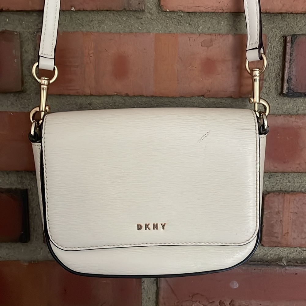 DKNY | Bryant MD Flap Crossbody added my own coach strap white eggshell - Picture 3 of 10